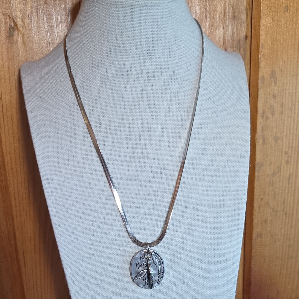 STAINLESS STEEL BE BOLD BE BRAVE PENDANT NECKLACE